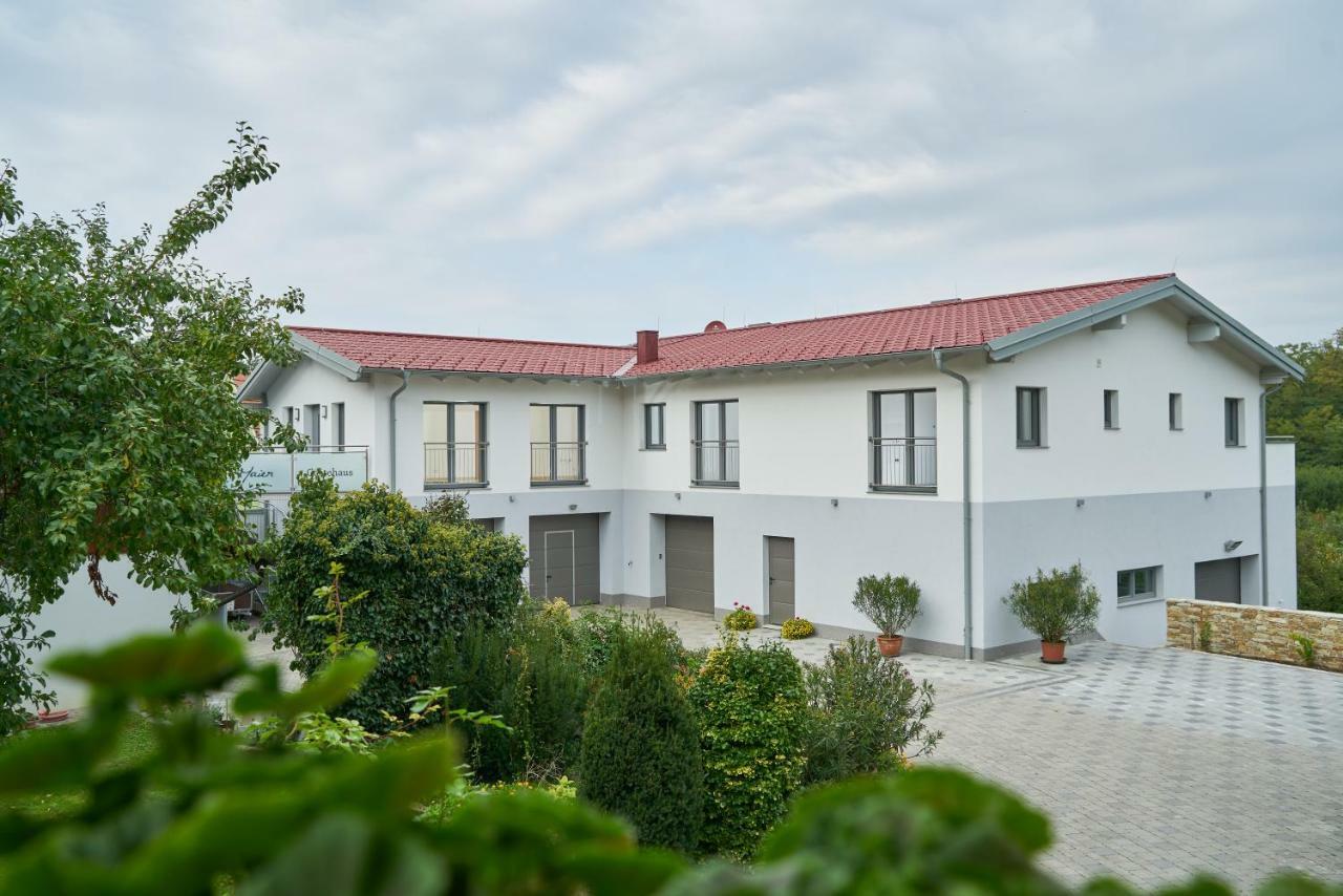 Weinhof - Gaestehaus Maier Angern Eksteriør billede